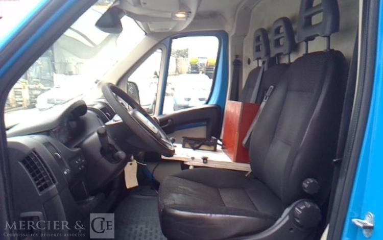 PEUGEOT BOXER FOURGON 335 2.2 HDI 150 L2H2 PACK CD CLIM NAVI BLEU EE-742-JG