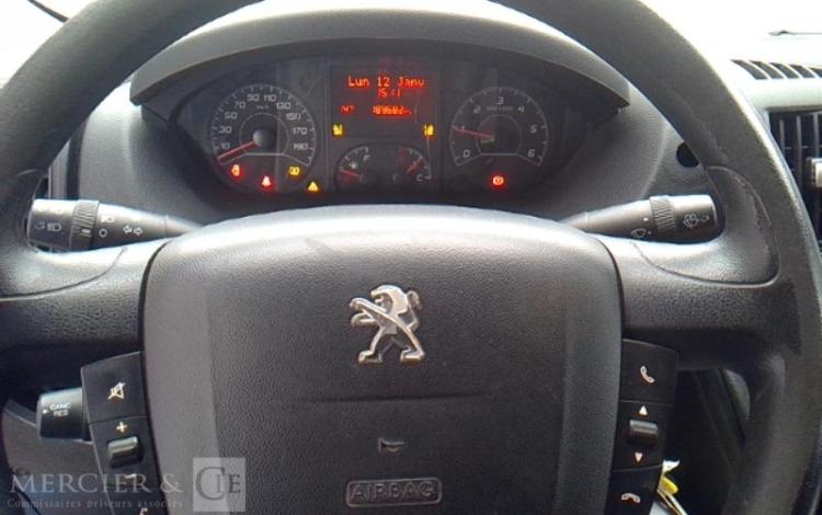 PEUGEOT BOXER FOURGON 335 2.2 HDI 150 L2H2 PACK CD CLIM NAVI BLEU EE-742-JG