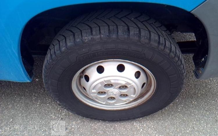 PEUGEOT BOXER FOURGON 335 2.2 HDI 150 L2H2 PACK CD CLIM NAVI BLEU EE-742-JG