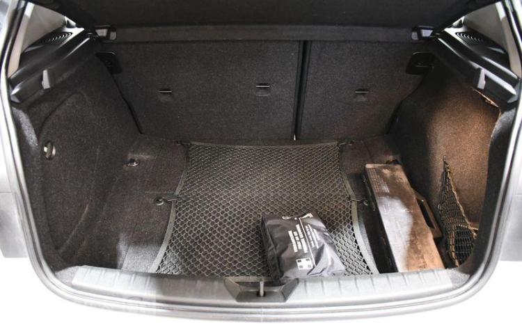 BMW SERIE 1 114D 95 LOUNGE BLANC EG-824-CJ