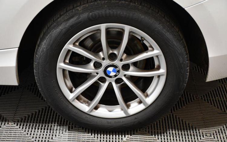 BMW SERIE 1 114D 95 LOUNGE BLANC EG-824-CJ