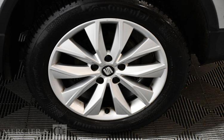 SEAT ATECA 1,4 TSI 150 ACT MOVE GRIS EH-117-QK