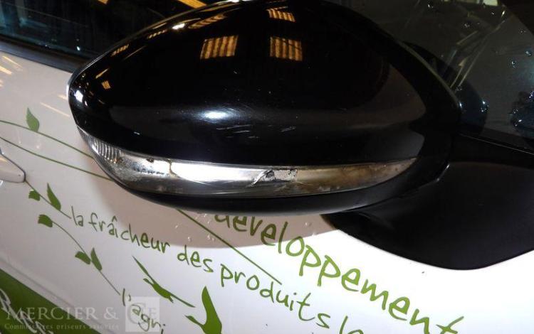 CITROEN C3 STE BLUEHDI 75 S&S FEEL BLANC EK-854-RF