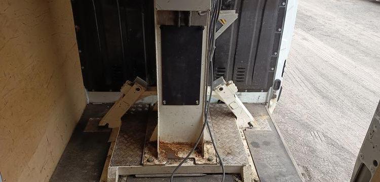 RENAULT MASTER III PHASSE 2 L2H2 2.3 DCI 16V 130 CV AVEC NACELLE KLUBB K26 – 10 M –  EM-363-HP