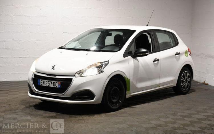 PEUGEOT 208 BLANC EN-357-DC