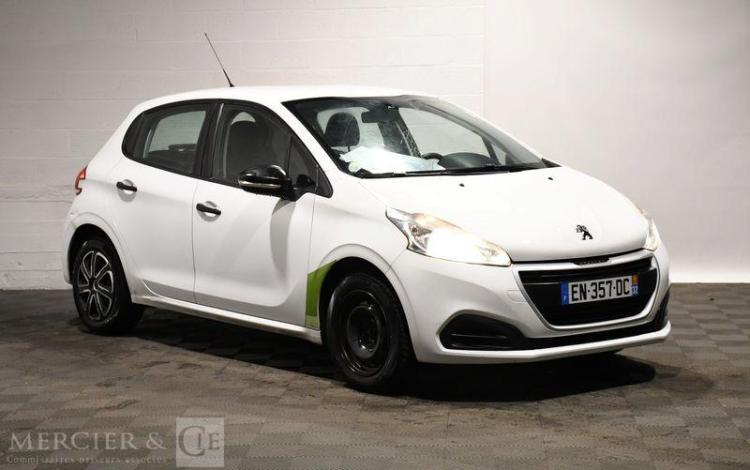 PEUGEOT 208 BLANC EN-357-DC
