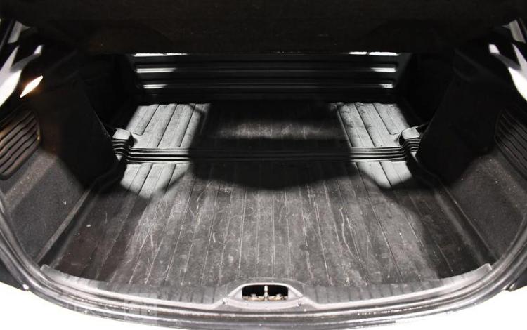 PEUGEOT 208 BLANC EN-357-DC