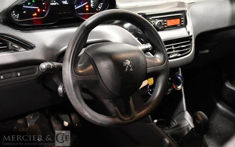 PEUGEOT 208 BLANC EN-357-DC