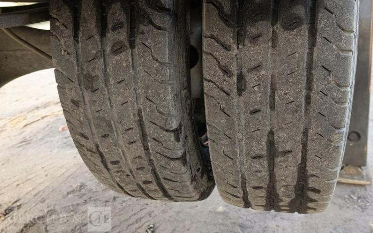 NISSAN NT400 AVEC NACELLE COMET 30FT00003 16M – 1464 HEURES – 37910 KMS – ANNEE 2017 BLEU EP-833-BD