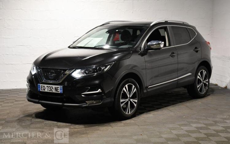 NISSAN QASQHAI 1,6 DCI130 N-CONNECT NOIR EQ-732-NE