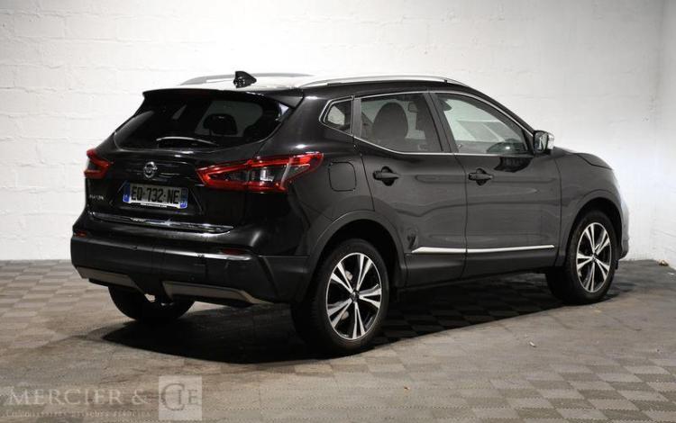 NISSAN QASQHAI 1,6 DCI130 N-CONNECT NOIR EQ-732-NE