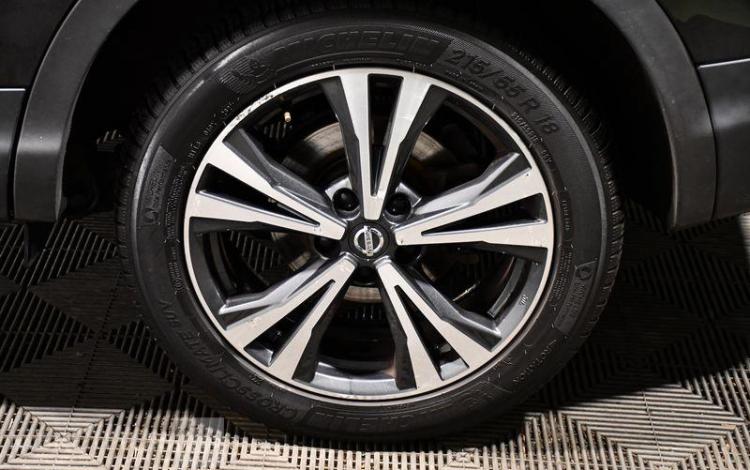 NISSAN QASQHAI 1,6 DCI130 N-CONNECT NOIR EQ-732-NE