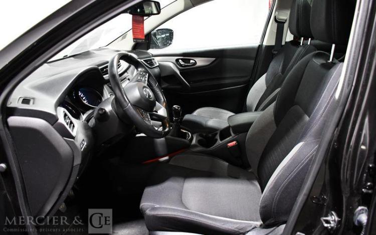NISSAN QASQHAI 1,6 DCI130 N-CONNECT NOIR EQ-732-NE