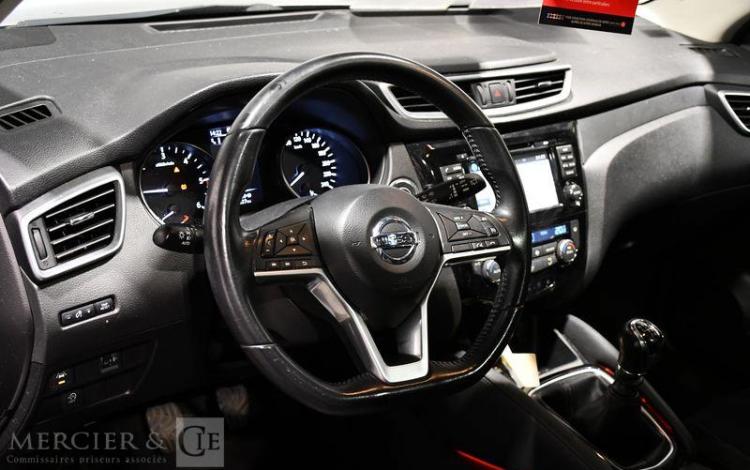 NISSAN QASQHAI 1,6 DCI130 N-CONNECT NOIR EQ-732-NE