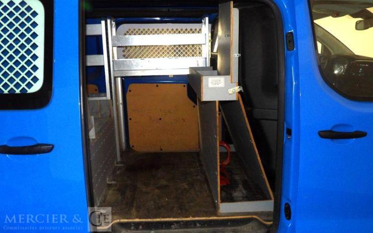 PEUGEOT EXPERT HDI BLEU ER-845-DK