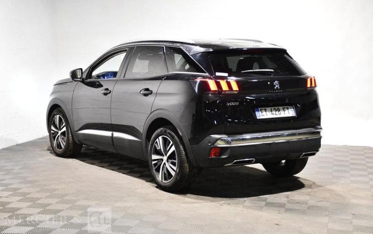 PEUGEOT 3008 1,6 BLUE HDI 120 ALLURE NOIR ET-428-FT