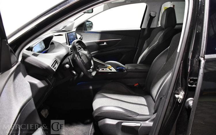 PEUGEOT 3008 1,6 BLUE HDI 120 ALLURE NOIR ET-428-FT