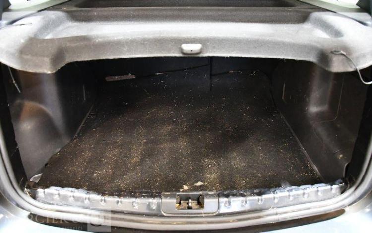 DACIA DUSTER GRIS ET-748-KY