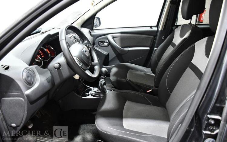 DACIA DUSTER GRIS ET-748-KY