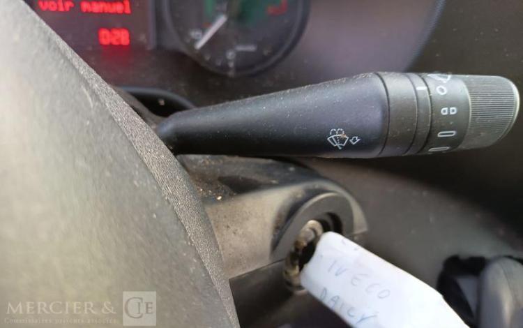 IVECO DAILY VI 35C16 2,3 D 16V 156 CV – DIESEL – 147202 KMS – ANNEE 2018 BLANC EV-123-NF