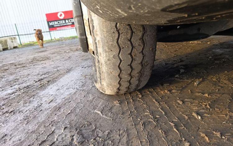 IVECO DAILY VI 35C16 2,3 D 16V 156 CV – DIESEL – 147202 KMS – ANNEE 2018 BLANC EV-123-NF