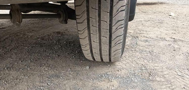 IVECO DAILY 35C12 BENNE AVEC COFFRE ACIER DIESEL – 170180 KMS – ANNEE 2018 ROUGE EW-714-HP