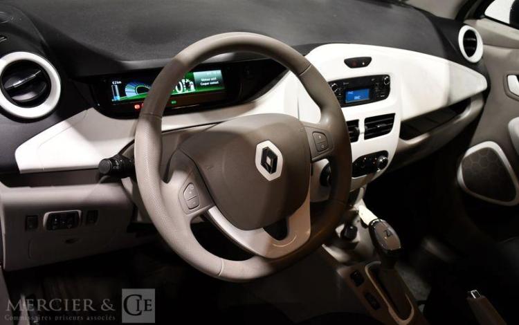 RENAULT ZOE LIFE ACHAT INTEGRAL BLANC EX-479-RF