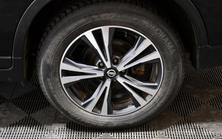 NISSAN X-TRAIL 2,0 DCI 175 N-CONNECTA 4WD ALLMODE NOIR EZ-550-YX