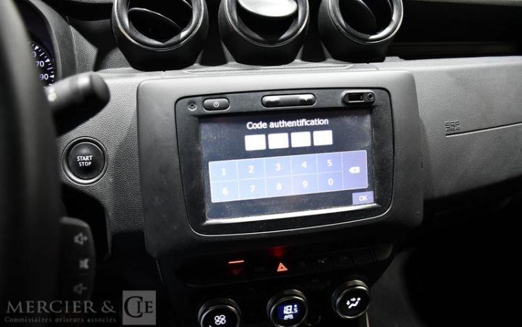 DACIA DUSTER PRESTIGE BLUE DCI 115 4X2 BLEU FA-372-PA