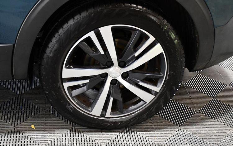 PEUGEOT 5008 1,2 PURE TECH 130 ALLURE VERT FA-475-NE