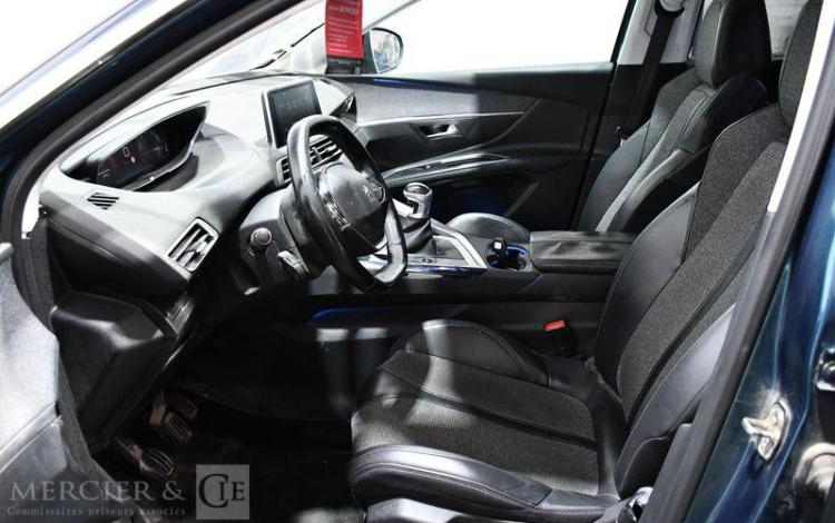 PEUGEOT 5008 1,2 PURE TECH 130 ALLURE VERT FA-475-NE