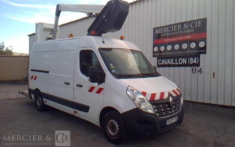 RENAULT MASTER NACELLE SUR VL KLUBB K32 12M 1462H BLANC FB-677-TN