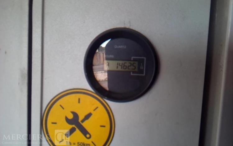 RENAULT MASTER NACELLE SUR VL KLUBB K32 12M 1462H BLANC FB-677-TN