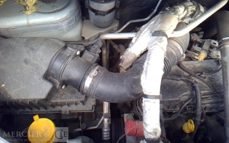 RENAULT MASTER NACELLE SUR VL KLUBB K32 12M 1462H BLANC FB-677-TN