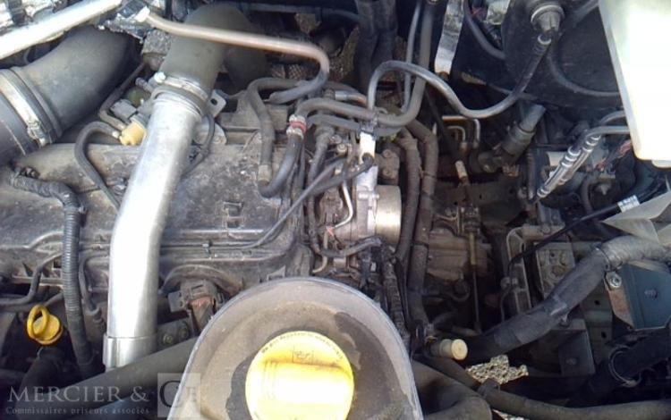 RENAULT MASTER NACELLE SUR VL KLUBB K32 12M 1462H BLANC FB-677-TN