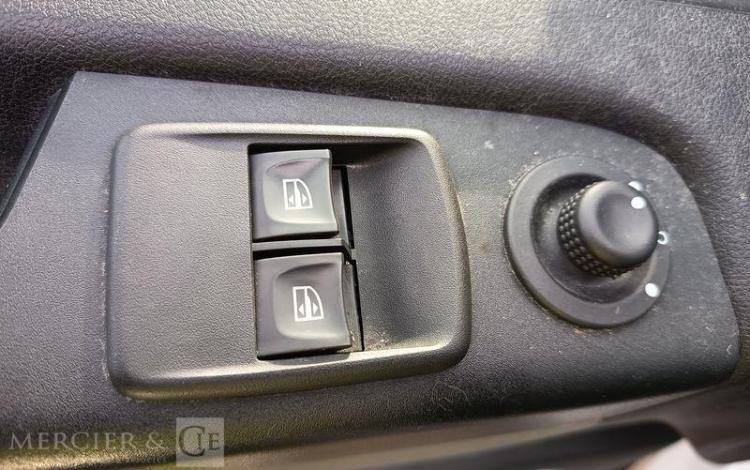 RENAULT TRAFIC GCF L1H1 1200 ENERGY DCI 125 BLANC FC-090-PV