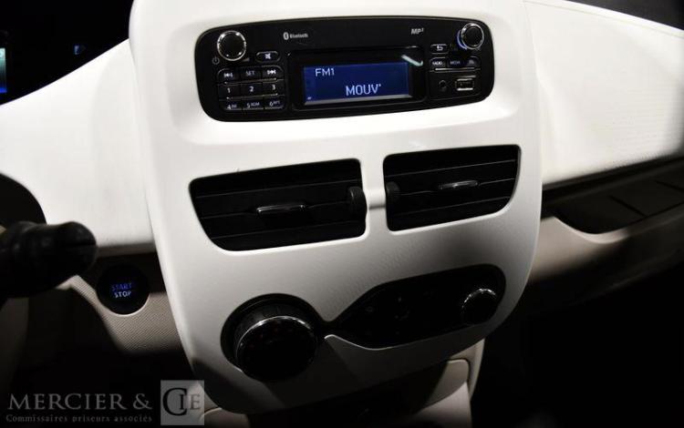 RENAULT ZOE SERIE LIMITEE CITY R90 BLANC FC-275-VD