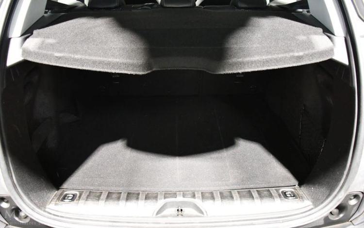 PEUGEOT 2008 ALLURE BLUEHDI 120 S&S GRIS FC-368-LN