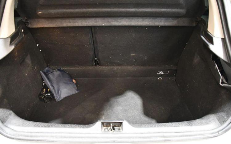 RENAULT CLIO IV 0.9 TCE 90ch LIMITED GRIS FC-398-EW