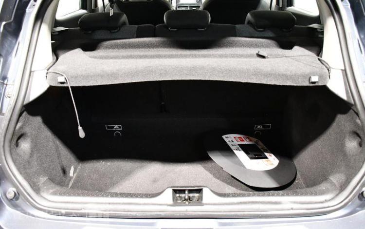 RENAULT CLIO 1,5 DCI 75 BUSINESS GRIS FC-714-SK