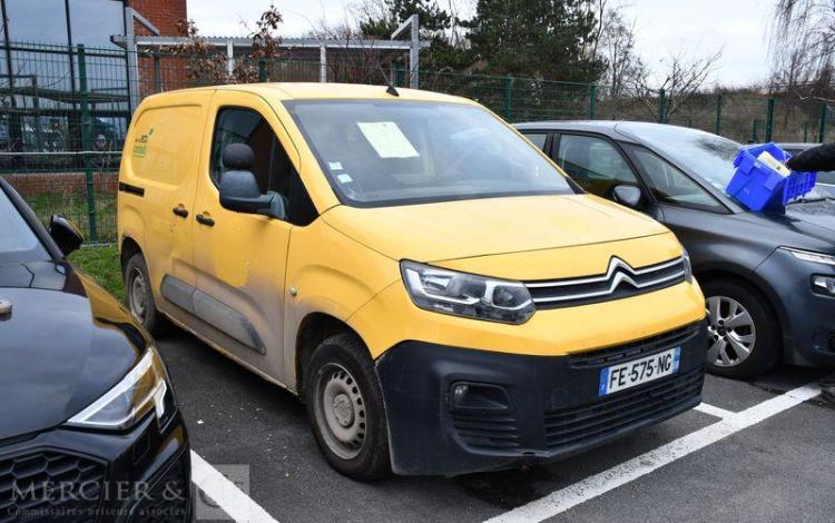 CITROEN BERLINGO VAN TAILLE M CLUB BLUEHDI 75CH BVM
 JAUNE FE-575-NG