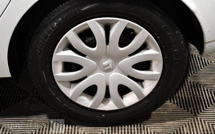 RENAULT CLIO STE AIR MEDIANAV DCI 90 BLANC FF-105-TH