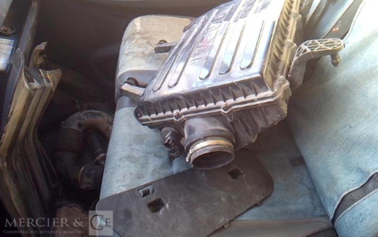 IVECO 35-140 FOURGON BLANC FF-395-CY