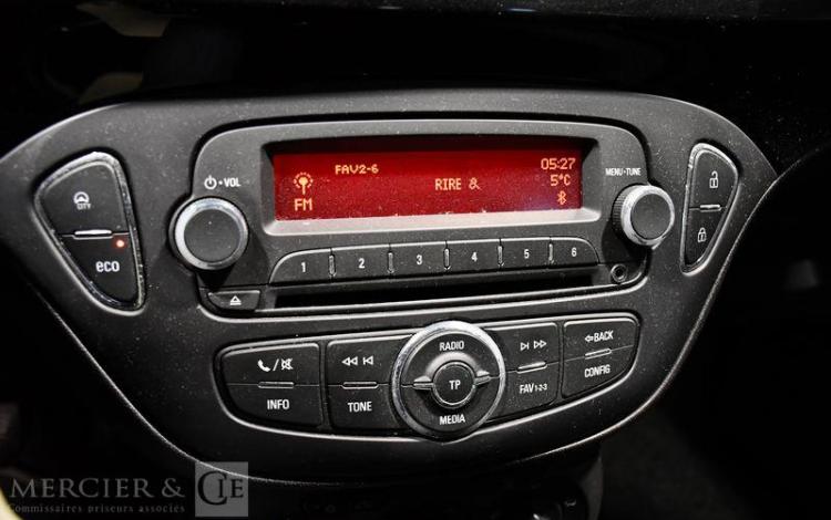 OPEL CORSA 5 E90 BLANC FF-587-ZP