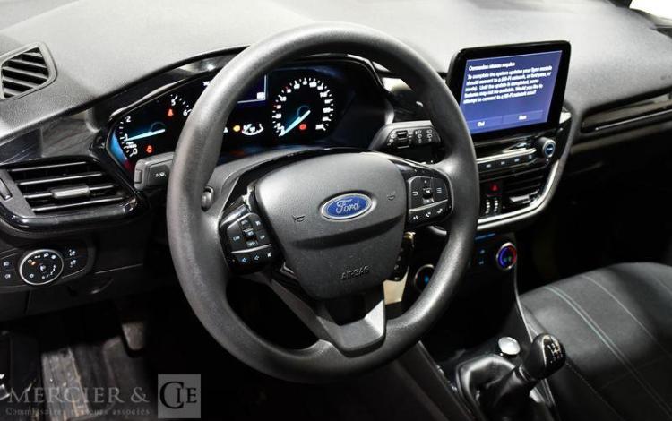 FORD FIESTA 1.1 85 BUSINESS NAVI GRIS FF-651-NH