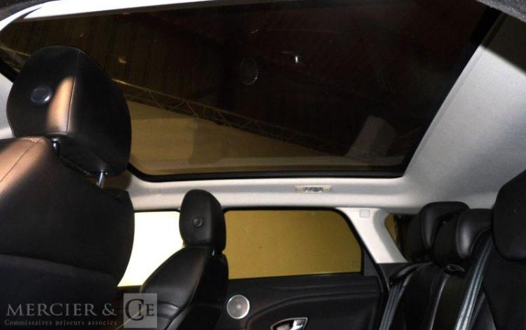 LAND ROVER RANGE ROVER EVOQUE BLANC FG-836-XH