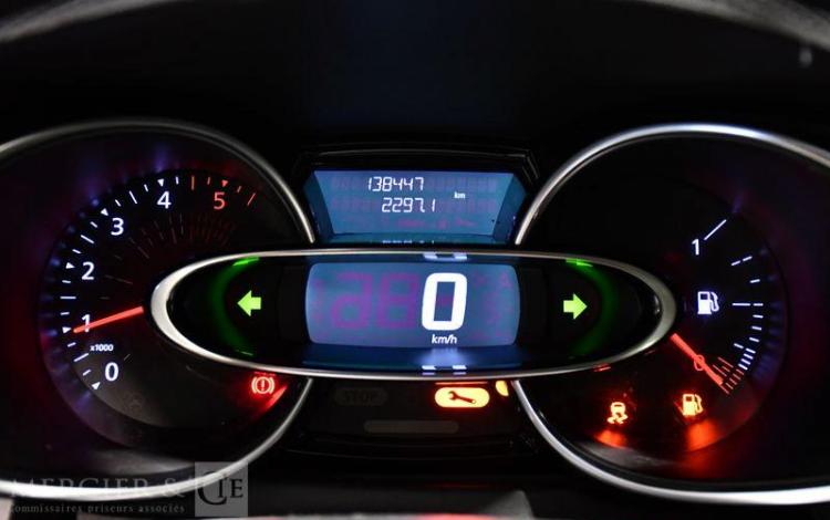 RENAULT CLIO STE REVERSIBLE BUSINESS DCI 75 BLANC FJ-085-AC