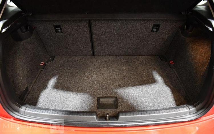 VOLKSWAGEN POLO 1,0 TSI 95CH DSG7 LOUNGE BUSINESS  FJ-195-ZV