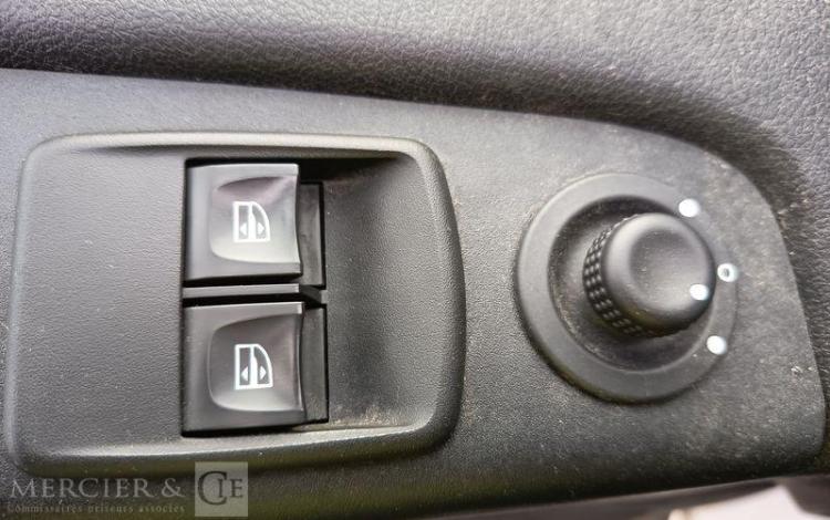 RENAULT TRAFIC GCF L1H1 1200 DCI 120 BLANC FK-189-LJ