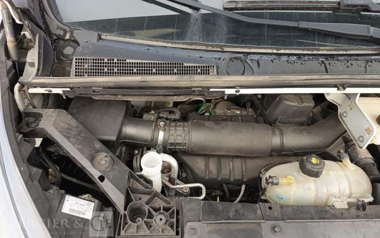 RENAULT TRAFIC GCF L1H1 1200 DCI 120 BLANC FK-189-LJ